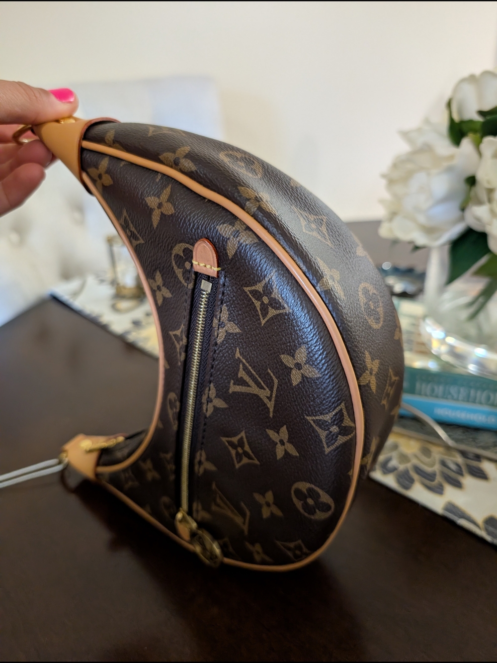 Louis Vuitton Monogram Loop Bag - Picture 17 of 17